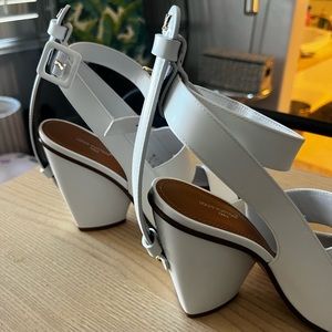 Louis Vuitton TRINITY SANDAL